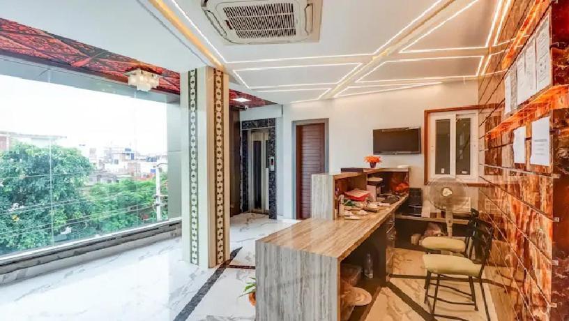 Hotel Mansa Kanpur Exterior photo