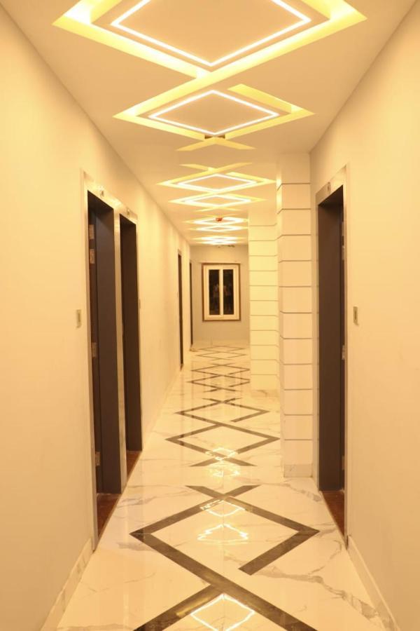 Hotel Mansa Kanpur Exterior photo